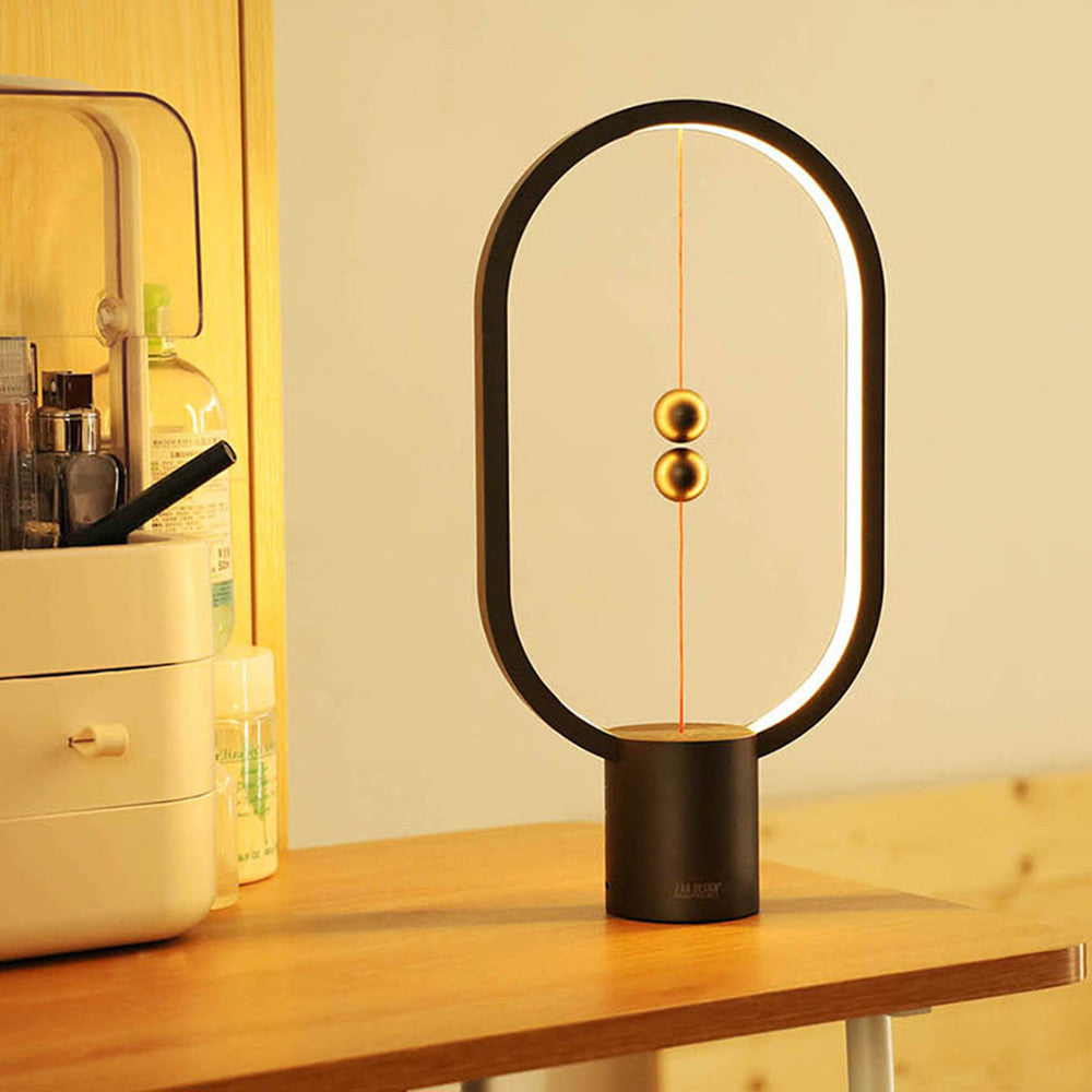 Lampe heng balance noire